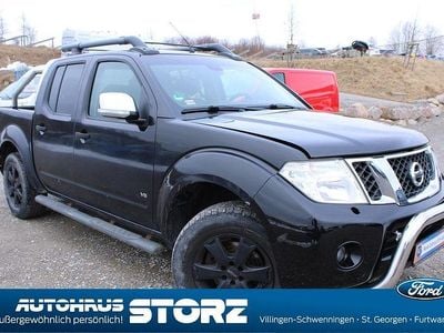 Black (m) Gebraucht 2014 Nissan Navara Abholung | 14.390 €