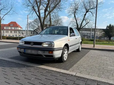 Brugt VW Golf III 90 HK (66 kW) 1993 Sølv Hatchback
