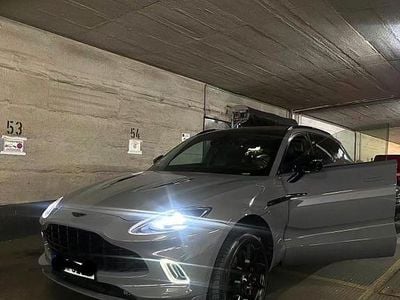 Aston Martin DBX