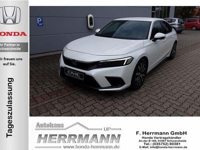 Neu Honda Civic Elegance 184 PS (135 kW) 2025 Weiß Limousine