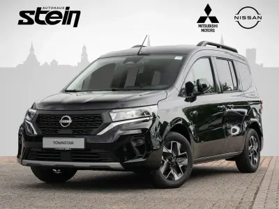 Neu Nissan Townstar Tekna 131 PS (96 kW) 2026 Schwarz Kombi