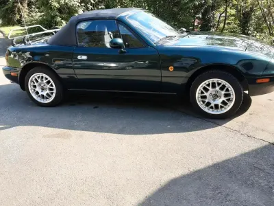 Gebraucht Mazda MX5 114 PS (83 kW) 1992 Grün Cabrio