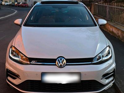 Gebraucht VW Golf VII R-line 150 PS (110 kW) 2019 Weiß Limousine