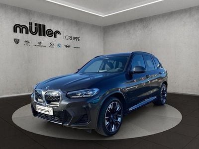 Gebraucht BMW iX3 M Sport 210 kW (286 PS) 2022 Sophistograu brillanteffekt SUV