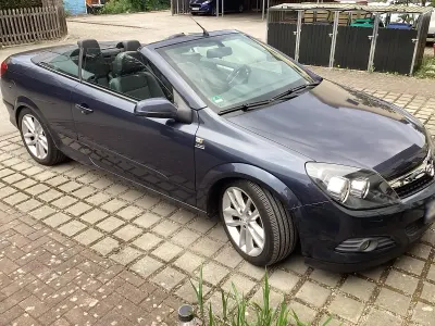 Gebraucht Opel Astra Cabriolet 102 PS (75 kW) 2006 Blau Cabrio