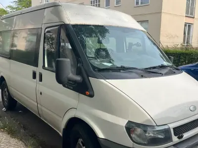 Gebraucht Ford Transit 116 PS (85 kW) 2005 Weiß SUV