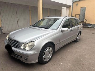 Second-hand Mercedes C200 Classic 163 CP (119 kW) 2005 Break