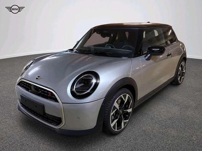 Grau Gebraucht 2024 Mini Cooper S Favoured Kleinwagen | 29.408 € (Guter Preis)