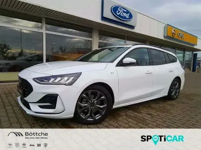 Gebraucht Ford Focus ST-Line 125 PS (91 kW) 2024 Weiß Kombi