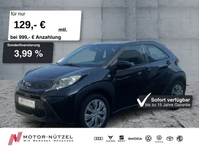 Neu Toyota Aygo X Business Edition 72 PS (52 kW) 2025 Black mica / ink SUV