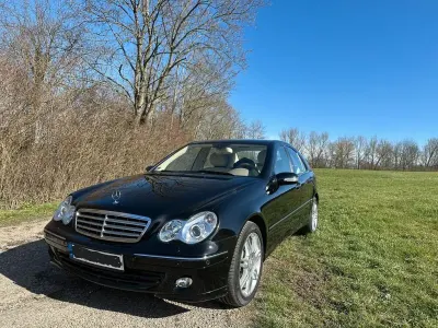 Gebraucht Mercedes C350 Elegance 272 PS (200 kW) 2007 Schwarz Limousine