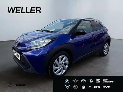 Second-hand Toyota Aygo 72 CP (52 kW) 2022 Albastru Hatchback