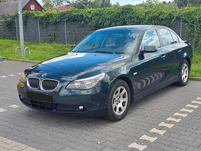 BMW 523