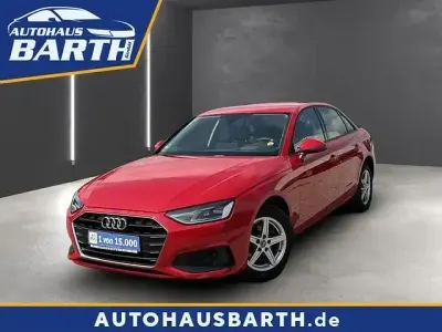 Gebraucht Audi A4 Basis 163 PS (119 kW) 2020 Rot Limousine