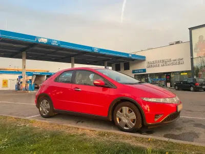Gebraucht Honda Civic 83 PS (61 kW) 2006 Rot Kleinwagen