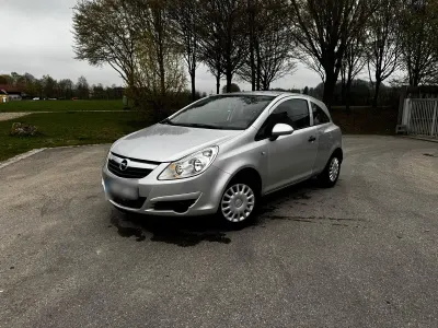 Używany Opel Corsa Innovation 60 KM (44 kW) 2010 Szary Hatchback