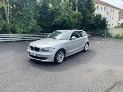 Gebraucht BMW 118 143 PS (105 kW) 2009 Silber Kleinwagen