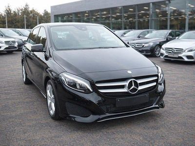 Gebraucht Mercedes B200 156 PS (114 kW) 2014 Schwarz metallic Kleinwagen