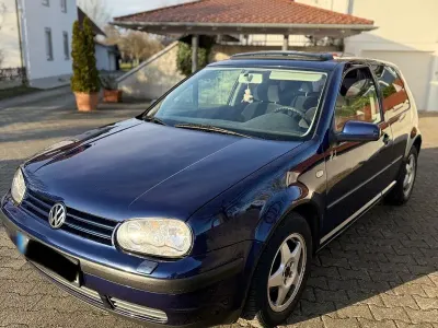 Brugt VW Golf III Basis 75 HK (55 kW) 1999 Blå Sedan