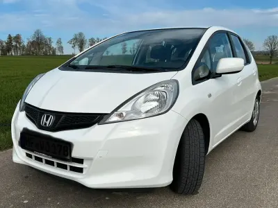 Begagnad Honda Jazz 90 HK (66 kW) 2014 Vit Halvkombi