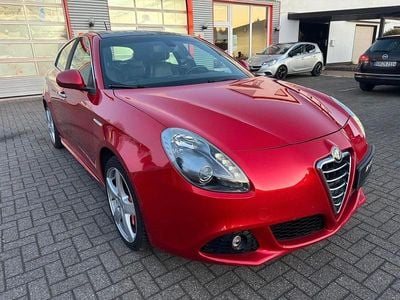 Second-hand Alfa Romeo Giulietta Turismo 170 CP (125 kW) 2012 Roșu Hatchback