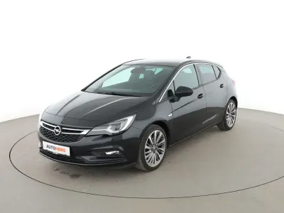 Usata Opel Astra Innovation 150 CV (110 kW) 2015 Nero Berlina