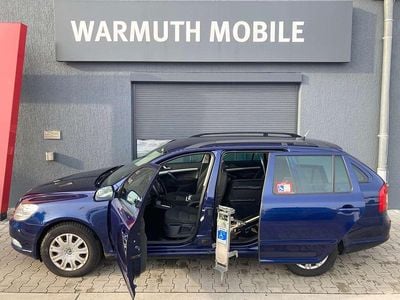 Gebraucht Skoda Octavia Ambiente 140 PS (102 kW) 2010 Stormblau metallic Kombi