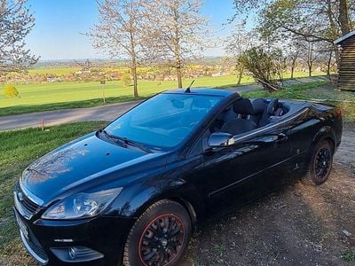 Second-hand Ford Focus Cabriolet 145 CP (106 kW) 2008 Negru Cabrio