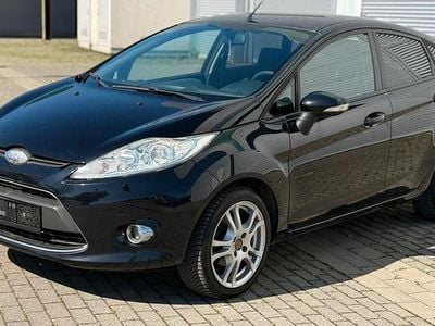 Second-hand Ford Fiesta Trend 82 CP (60 kW) 2012 Negru Berlinǎ