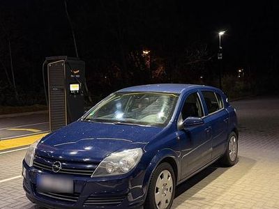Usata Opel Astra 90 CV (66 kW) 2005 Blu Station wagon