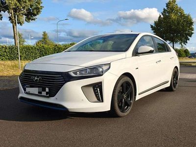 Gebraucht Hyundai Ioniq Premium 105 PS (77 kW) 2016 Weiß Kleinwagen
