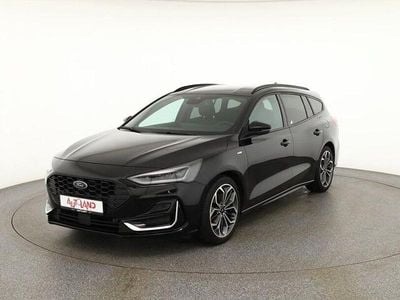 Gebraucht Ford Focus ST-Line 120 PS (88 kW) 2023 Obsidian schwarz metallic Kombi