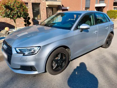 Gebraucht Audi A3 Comfort 150 PS (110 kW) 2020 Silber Limousine