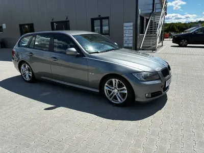 Gebraucht BMW 320 Performance 177 PS (130 kW) 2009 Grau Kombi