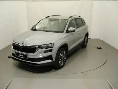 Gebraucht Skoda Karoq Tour 150 PS (110 kW) 2023 Grau SUV