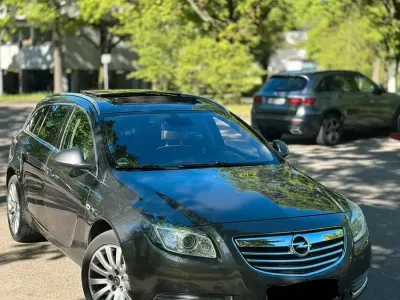 Używany Opel Insignia 160 KM (117 kW) 2009 Szary Kombi