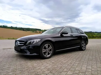 Gebraucht Mercedes C220 Avantgarde 194 PS (142 kW) 2019 Schwarz Kombi