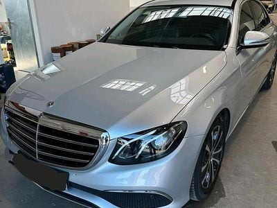 Mercedes E300