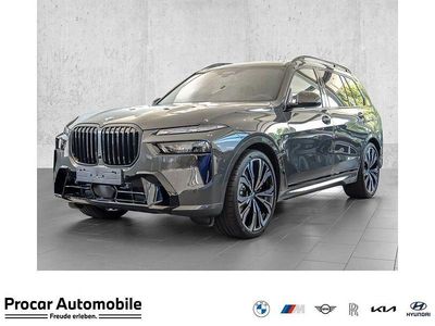 Gebraucht BMW X7 M Sport 340 PS (250 kW) 2025 Grau SUV