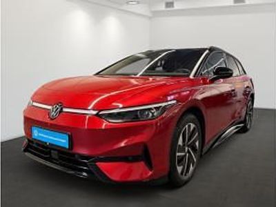 Gebraucht VW ID.7 IQ Drive 210 kW (286 PS) 2025 Rot (kings red metallic) Kombi