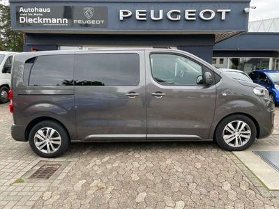 Peugeot e-Traveller