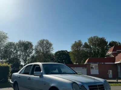 Brugt Mercedes E200