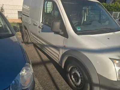 Używany Ford Transit Connect 88 KM (64 kW) 2006 Biały Minivan