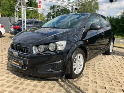 Gebraucht Chevrolet Aveo LT 75 PS (55 kW) 2013 Schwarz Kleinwagen