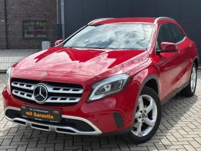 Gebraucht Mercedes GLA220 Urban 184 PS (135 kW) 2019 Rot SUV