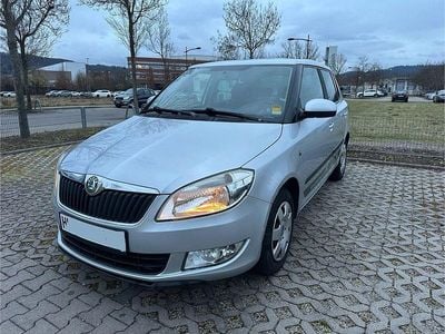 Gebraucht Skoda Fabia Ambiente 86 PS (63 kW) 2011 Silber Limousine