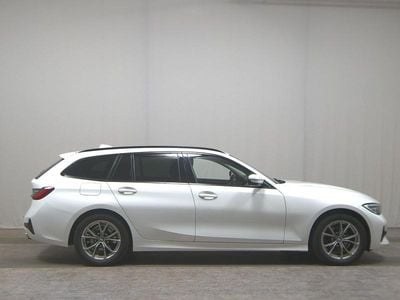 Usata BMW 320 Sport Line 190 CV (139 kW) 2021 Bianco Station wagon