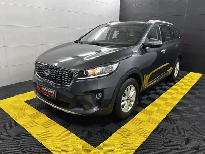 Usata Kia Sorento Vision 200 CV (147 kW) 2018 Grigio SUV