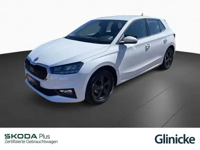Gebraucht Skoda Fabia Essence 95 PS (69 kW) 2025 Weiß Kleinwagen