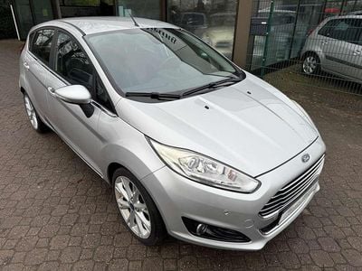 Silber Gebraucht 2014 Ford Fiesta Individual Kleinwagen | 5.700 € (Fairer Preis)